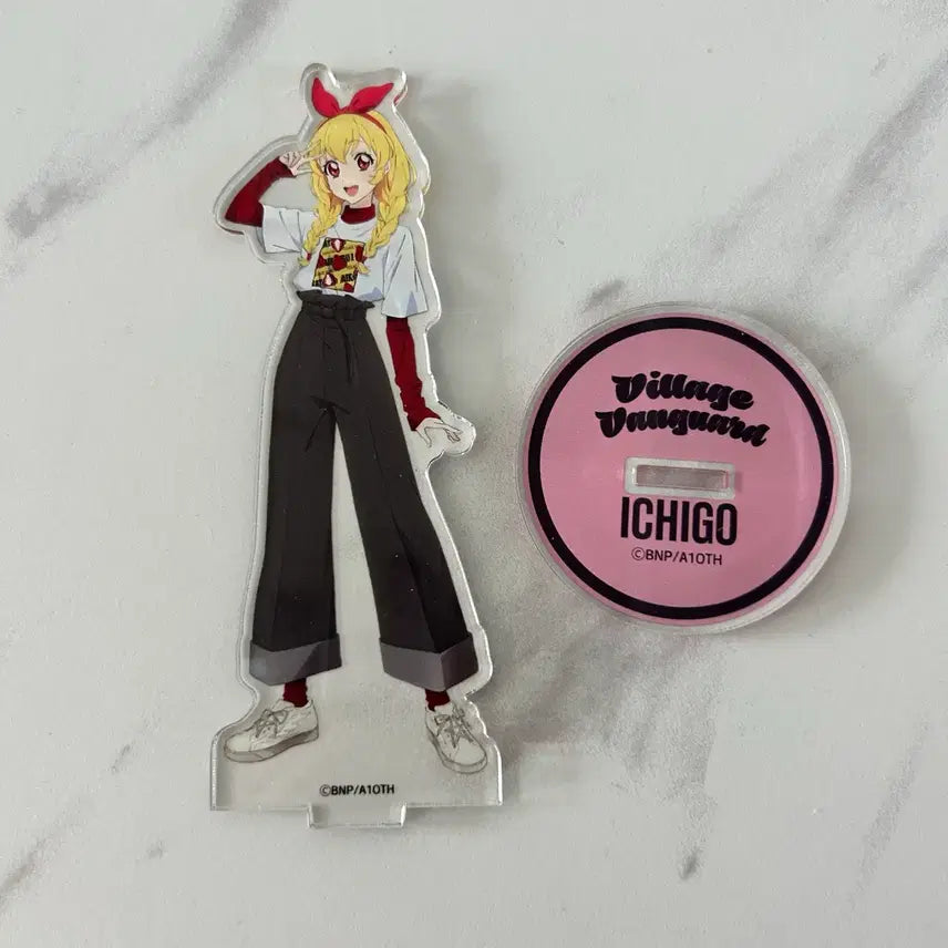 [BUNJANG] Aikatsu! Ichigo Hoshimiya Acrylic Standee / 아이카츠 아이엠스타 빌리지 뱅가드 이치고 아크릴