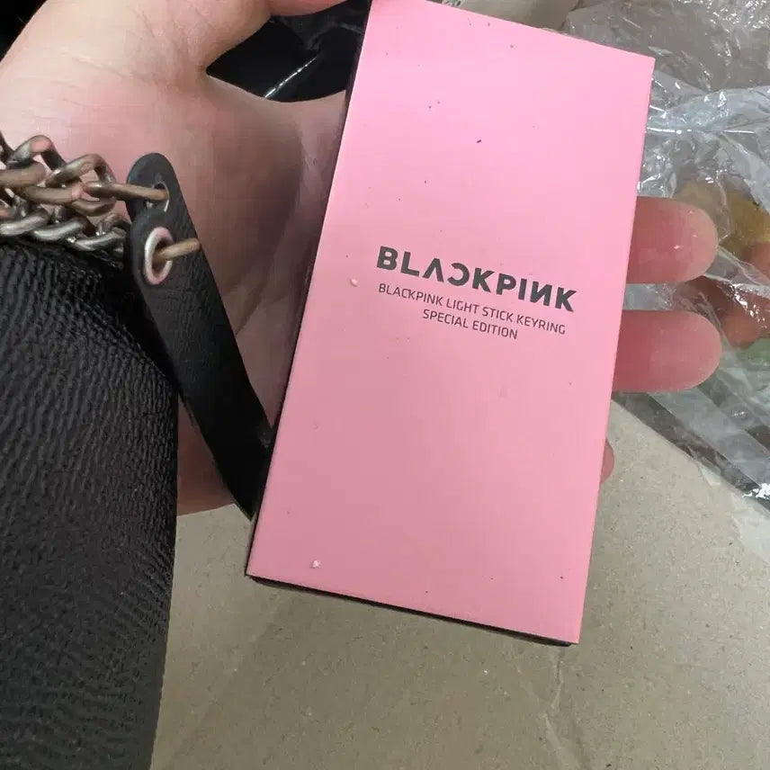 [BUNJANG] BLACKPINK DEADLINE Lightstick Keyring Special Edition - Sealed / 블랙핑크 데드라인 응원봉 키링 스페셜 에디션-미개봉 새상품