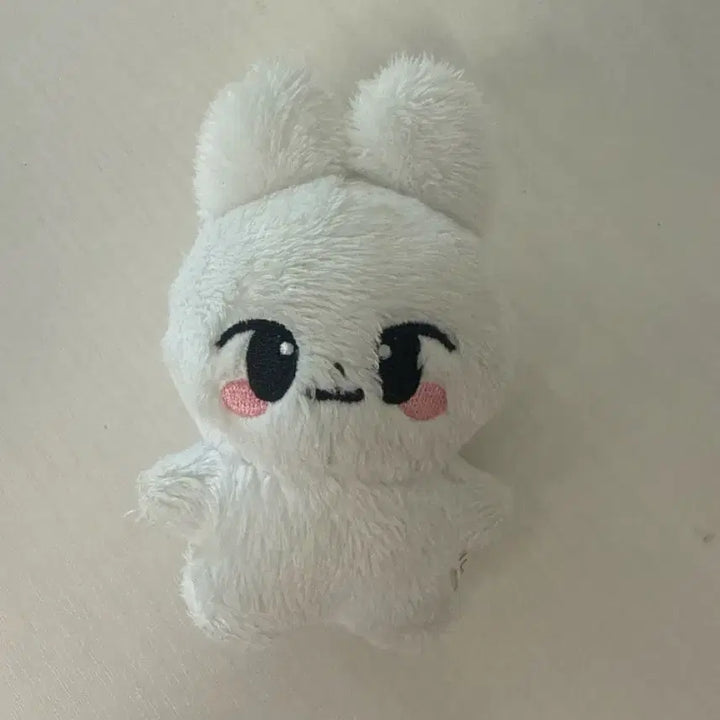 [BUNJANG] Stray Kids Lee Know Plush Doll (Bbori) / 스키즈 리노 비공굿 인형 (뽀리)