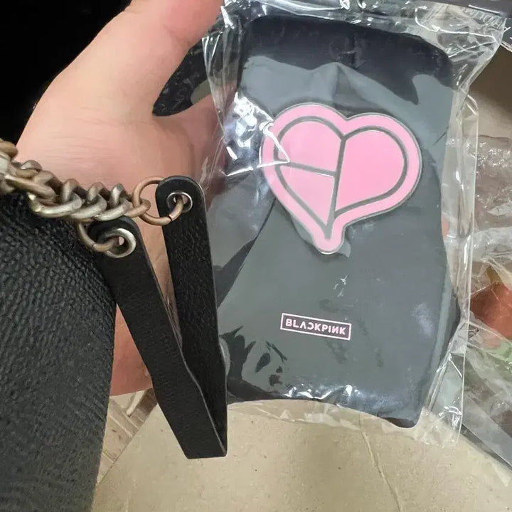 [BUNJANG] BLACKPINK Deadline Lightstick Badge Cover (Sealed) / 블랙핑크 데드라인 응원봉 뱃지 커버-미개봉 새상품