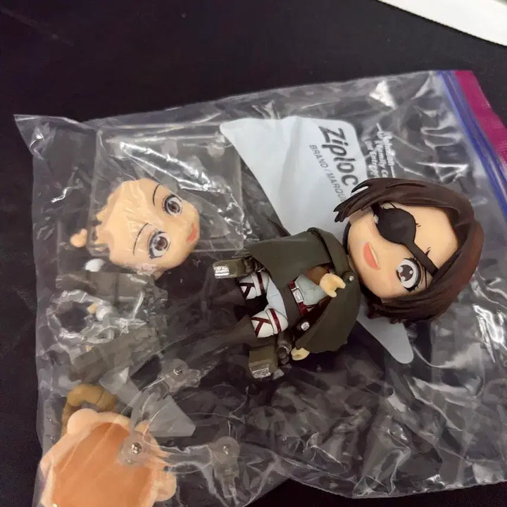 [BUNJANG] Attack on Titan Hange Figure / 진격거인 한지 피규어