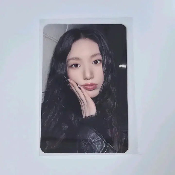 [BUNJANG] Idle ShuHua We Made Makestar POB Photocard / 아이들 슈화 we made 메이크스타 미공포 판매 포토카드 idle