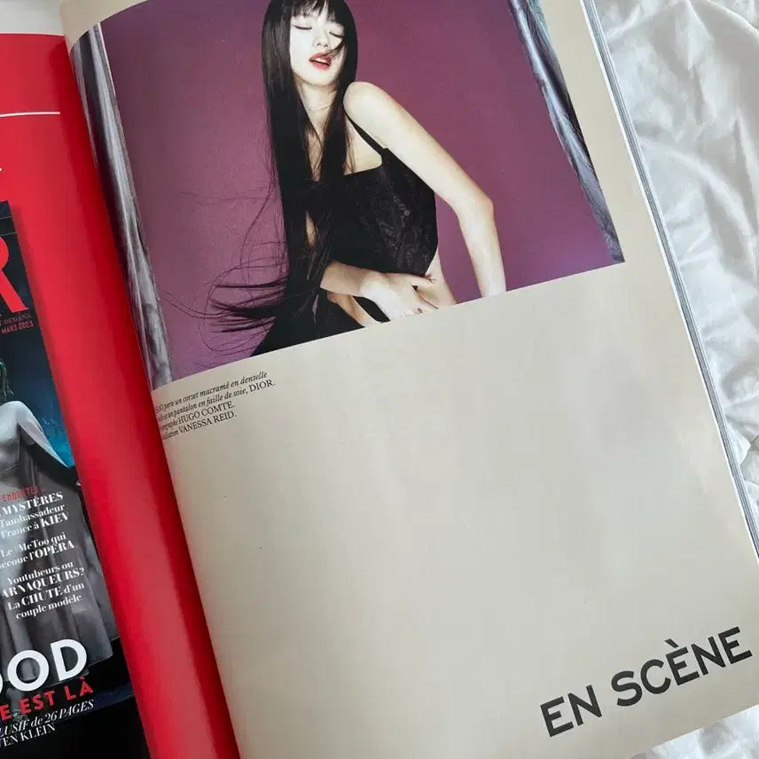 [BUNJANG] Vogue France March 2023 Issue Jisoo Cover / 보그 프랑스 2023년 3월호 지수 커버
