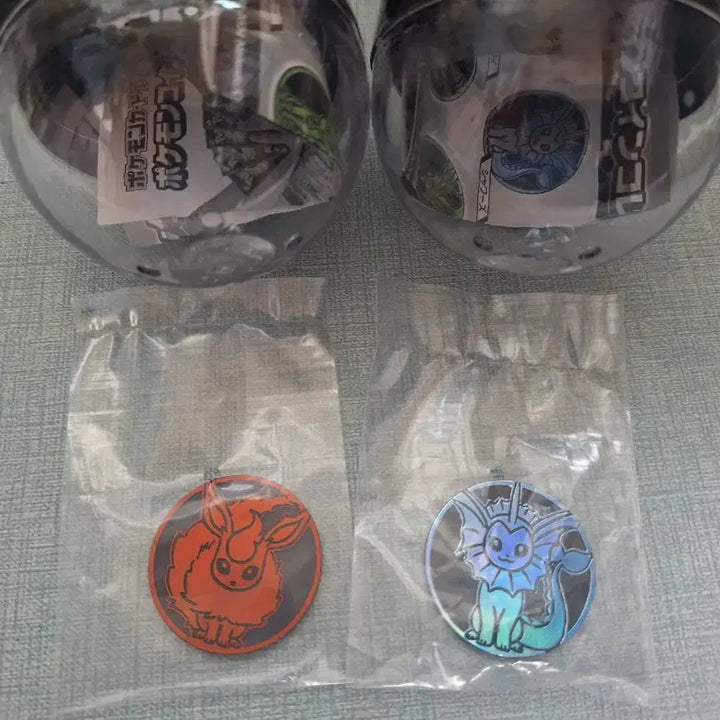 [BUNJANG] Pokemon Coin Collection Vol. 5 Eevee Evolutions Coin Swap (Vaporeon/Jolteon) for Umbreon / 포켓몬 코인 컬렉션 5탄 이브이 부스터/샤미드(저) <-> 블래키