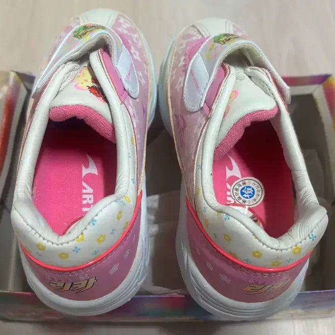 [BUNJANG] Artis Doll Princess Rika Character Sneakers Size 205 / 아티스 인형공주 리카 캐릭터 운동화 새상품