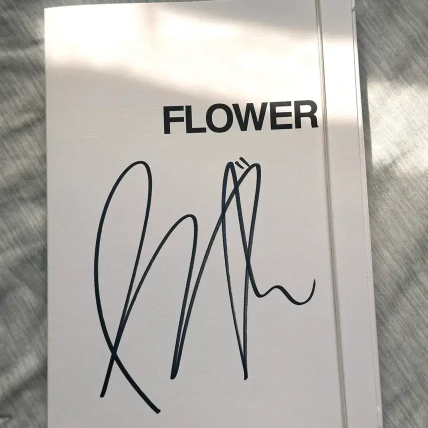 [BUNJANG] Penomeco DRYFLOWER Signed Album CD / (싸인반) 페노메코 DRYFLOWER 앨범 음반 CD 판매