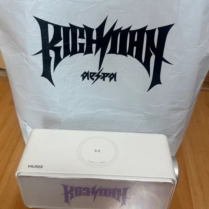 [BUNJANG] aespa Richman Bluetooth Speaker Bag / 에스파 리치맨 역조공 가방,블루투스 스피커