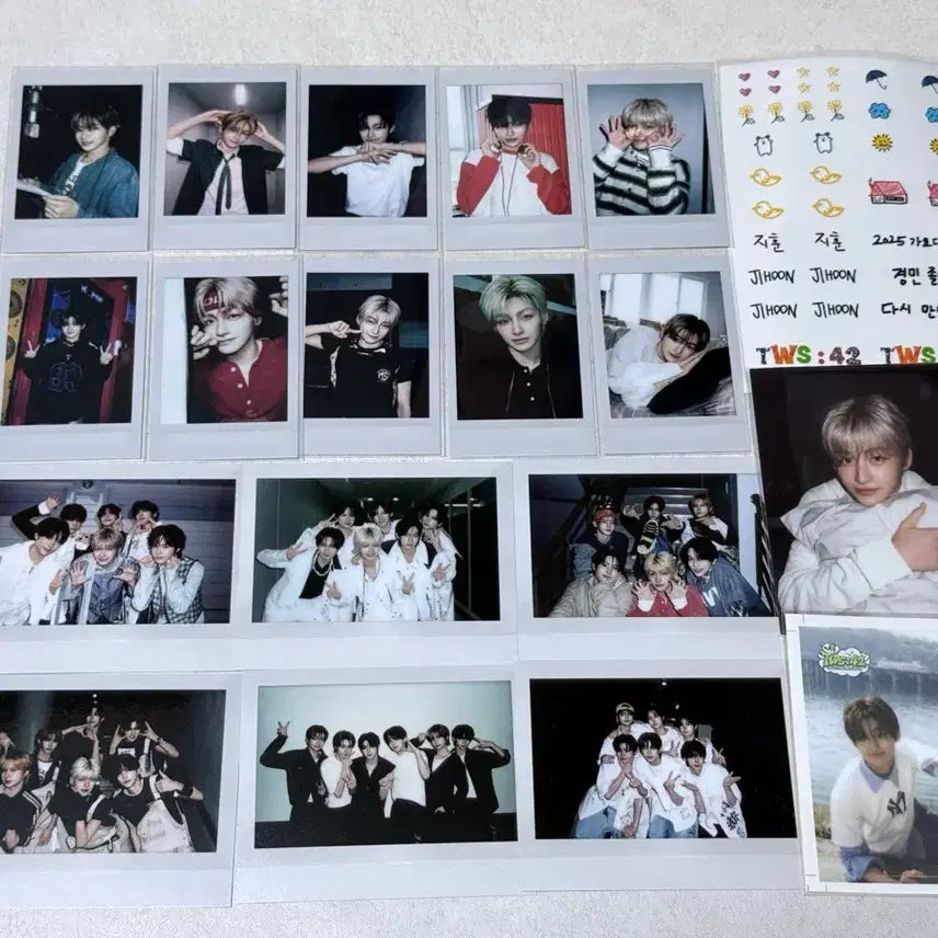 [BUNJANG] TWS 2026 Selection Pack vol.2 Jihoon Photocard Set (10 pcs) + Sticker / [카카오톡, 위버스 특전 포함] 투어스 지훈 2026 셀렉션팩 vol.2 포카10장+스티커