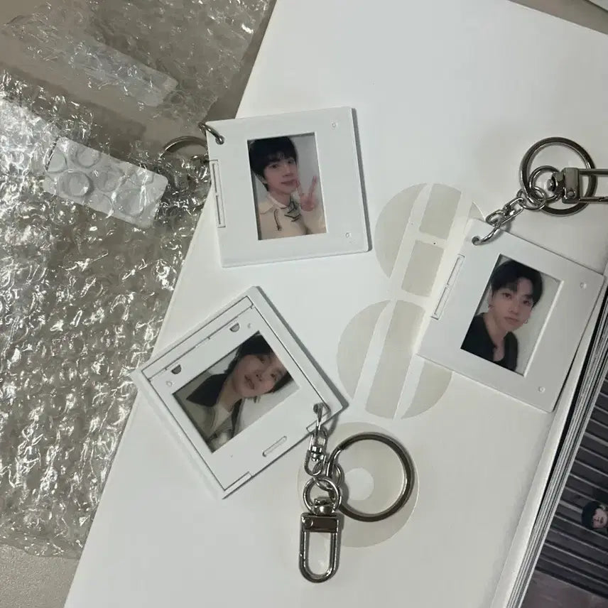 [BUNJANG] BTS Arirang Album Photocard, Special Edition Keyring Bundle Set / BTS 방탄 아리랑 앨범 포카 특전 키링 마운트 일괄