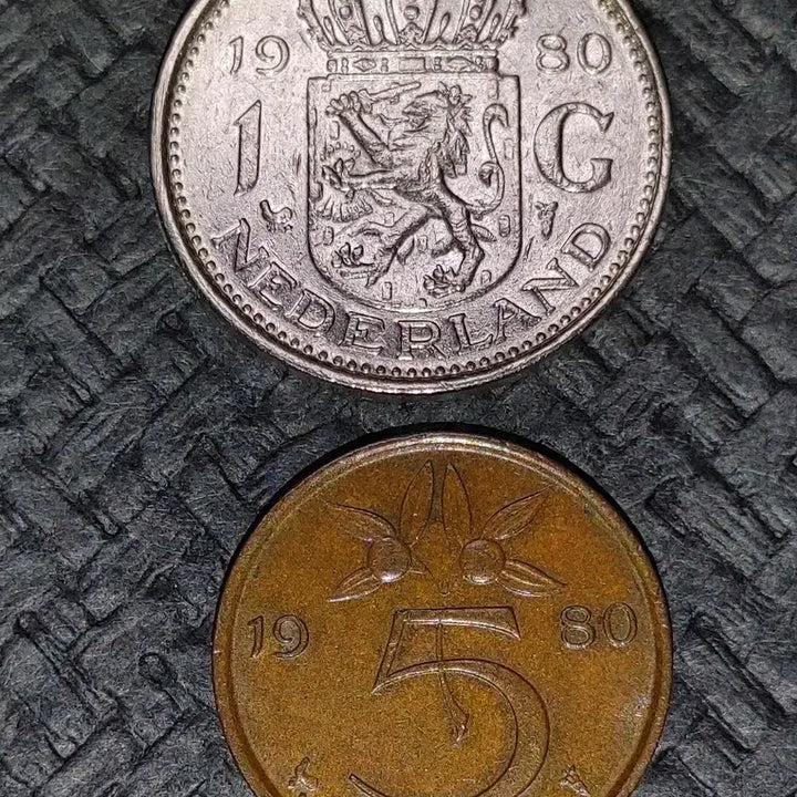 [BUNJANG] Netherlands 1 Gulden &amp; 5 Cents Coin Set (1980) / 네덜랜드 옛 주화 2개 (&