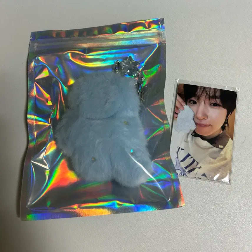 [BUNJANG] NCT WISH Sakuya Wings Keychain Photocard / nct wish 엔시티 위시 날개 키링 wings 사쿠야 포카
