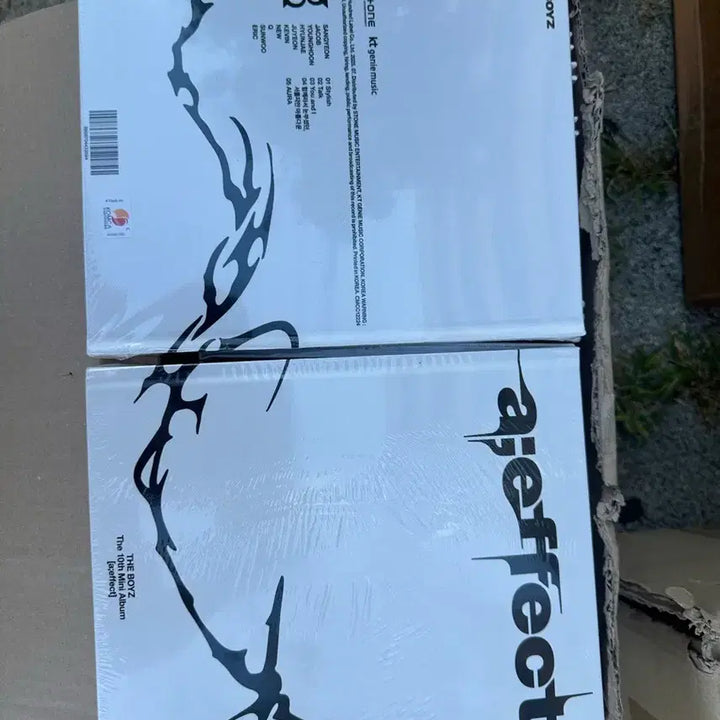 [BUNJANG] THE BOYZ The 10th Mini Album [a;effect] White Ver. Sealed Bundle Set (30 Albums) / 더보이즈 a effect 미개봉 앨범 30장 일괄 팝니다