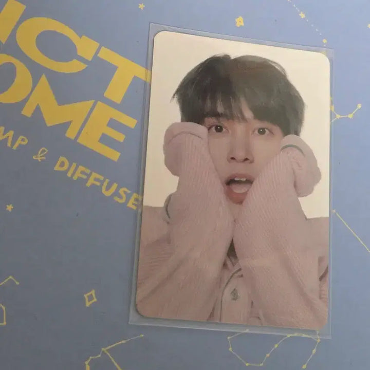 [BUNJANG] NCT Home Hendery LED Mood Lamp Diffuser Photocard / NCT HOME LED 무드등 디퓨저 헨드리
