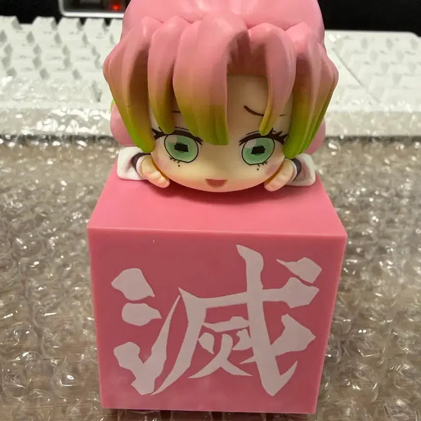 [BUNJANG] Demon Slayer Mitsuri Hikkake Figure / 귀멸의 칼날 미츠리 힛카게 박스x