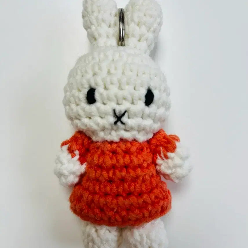 [BUNJANG] Miffy Just Dutch Knitted Doll Keychain / 미피 just dutch 정품 뜨개 인형 키링