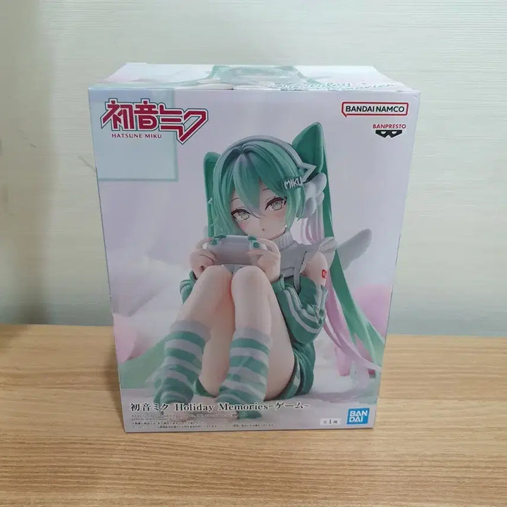 [BUNJANG] Hatsune Miku Holiday Memories Game Figure (Luludo) - Sealed / [박스파손 B급 미개봉] 하츠네 미쿠 홀리데이 메모리즈 게임 피규어 루루도