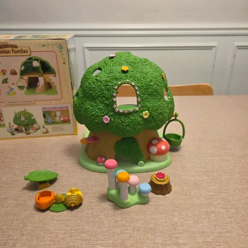 [BUNJANG] Sylvanian Families 2649 Nursery Treehouse (Discontinued) / (단종) 실바니안 2649 Nursery Treehouse 유치원 나무집