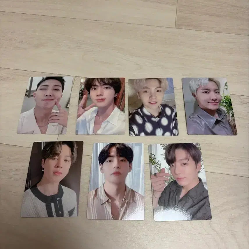 [BUNJANG] BTS ARMY Membership Kit Photocard Set / 방탄소년단 아미 멤버십 킷 (BTS GLOBAL OFFICIAL FANCLUB ARMY MEMBERSHIP KIT)