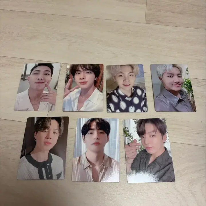 [BUNJANG] BTS ARMY Membership Kit Photocard Set / 방탄소년단 아미 멤버십 킷 (BTS GLOBAL OFFICIAL FANCLUB ARMY MEMBERSHIP KIT)
