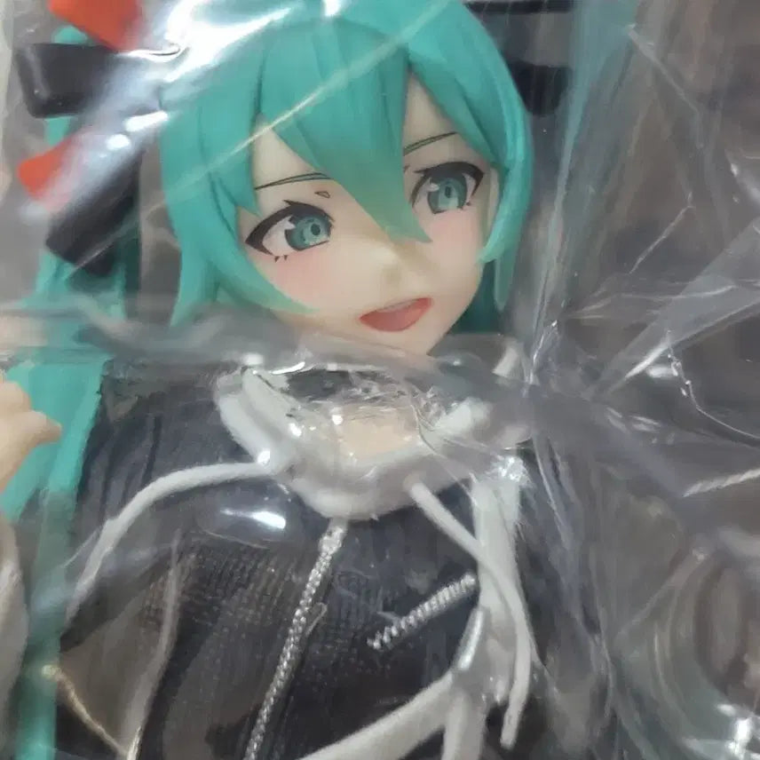 [BUNJANG] Miku Fashion Punk Figure / 미쿠 패션 펑크 피규어