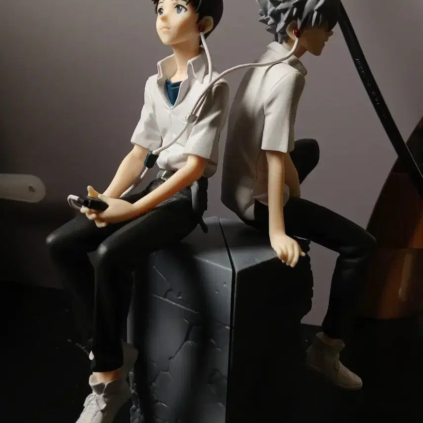[BUNJANG] Evangelion Shinji &amp; Kaworu Vinetium Earphone Figure Bundle / 일택포 6.2)에반게리온 신지 카오루 비네티엄 이어폰 피규어 일괄 판매
