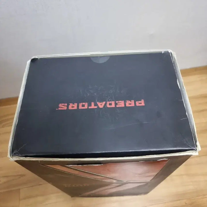 [BUNJANG] Hot Toys Predator Classic Predator / 핫토이 프레데터스 클래식 프레데터