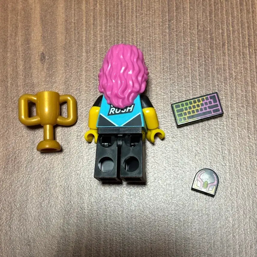 [BUNJANG] Lego Minifigures Series 25 Esports Gamer / 레고 미니피규어 시즌 25 E스포츠 게이머