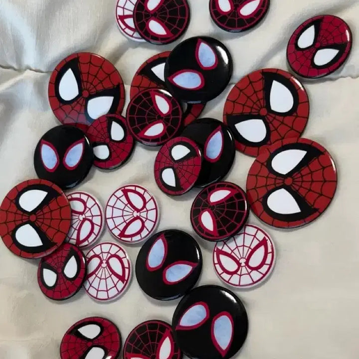 [BUNJANG] Spider-Man Custom Enamel Pin / 스파이더맨 뱃지 (자체제작)