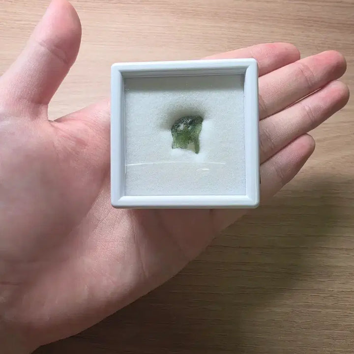 [BUNJANG] Moldavite Raw Stone with Case / [케이스 포함] 몰디바이트 원석