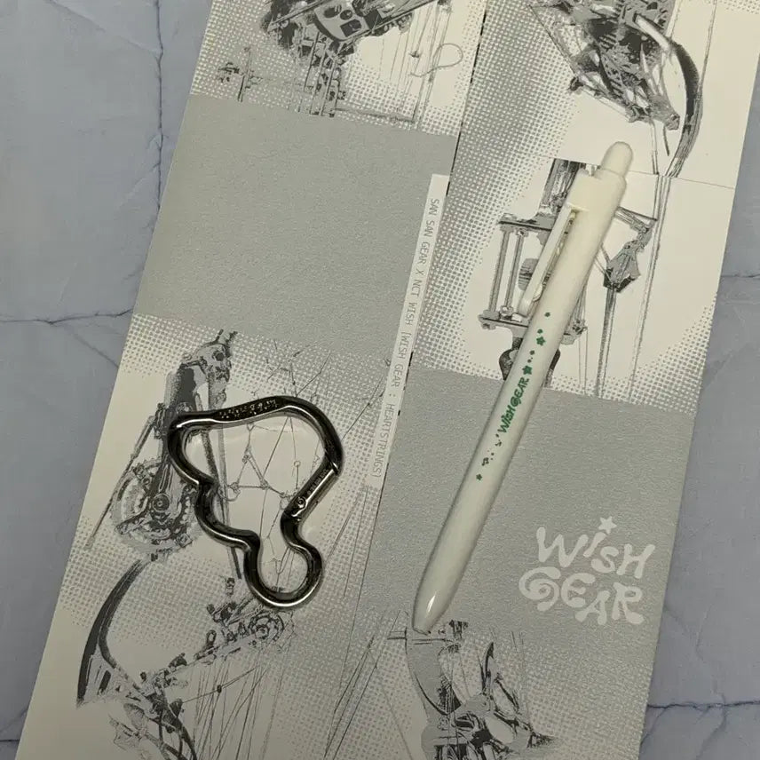 [BUNJANG] NCT WISH Sansan Gear Collaboration Ballpoint Pen Carabiner Bundle Set / 엔시티위시 산산기어 콜라보 팜플렛 볼펜 카라비너 일괄