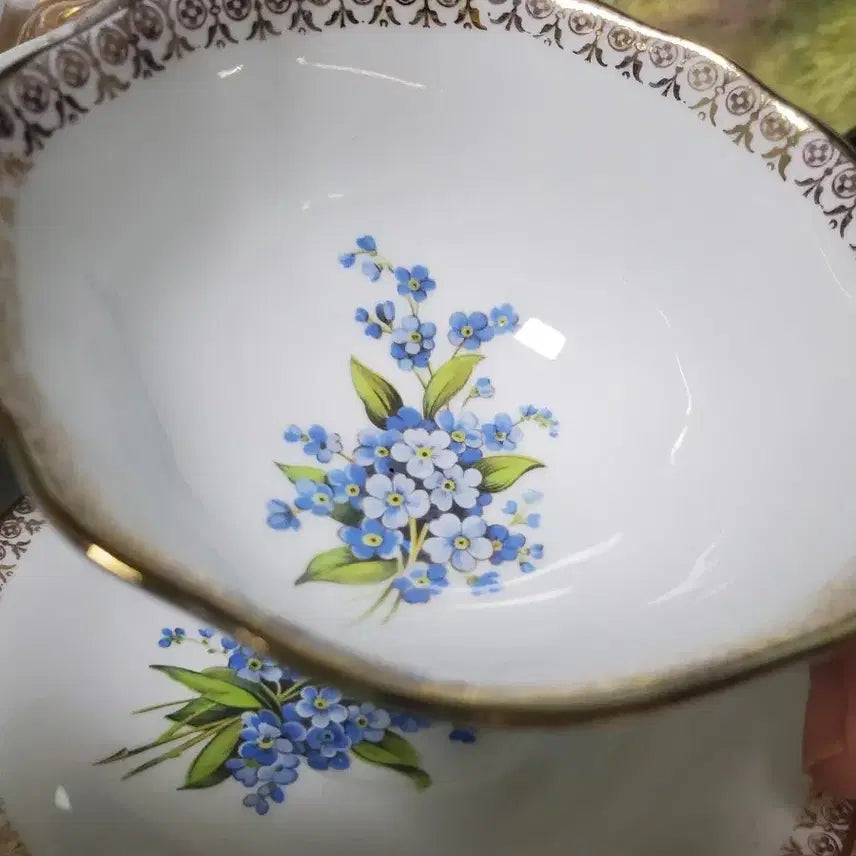 [BUNJANG] Royal Castle Vintage Antique Teacup / 로얄캐슬 빈티지앤틱