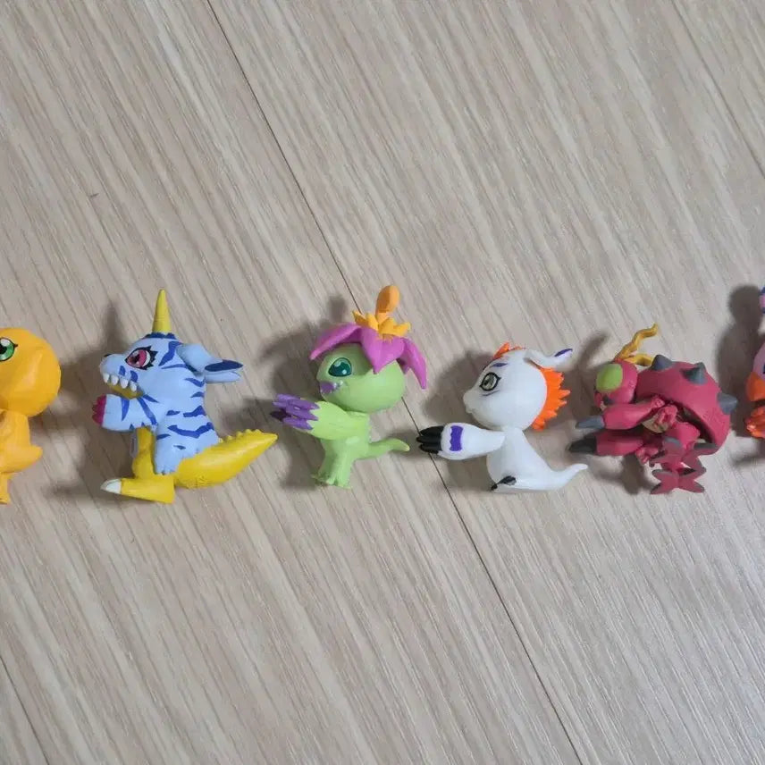 [BUNJANG] Digimon Narani Gacha Set - 6 Types / 디지몬 나란히 가챠 6종 팝니다