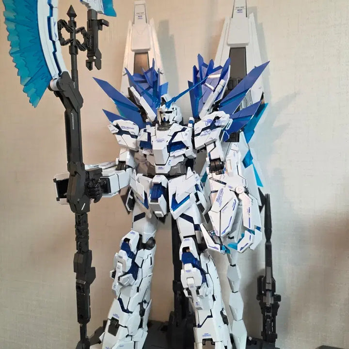 [BUNJANG] Bandai PG Perfectibility Unicorn Gundam with Cosmos LED and Delpi Decals / PG 유니콘 건담 퍼펙티빌리티+코스모스 led+델피데칼