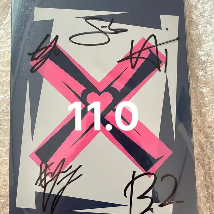 [BUNJANG] TXT The Chaos Chapter: Fight or Escape Signed Album / 포카x)투바투 싸인앨범 the chaos chapter:fight or escape