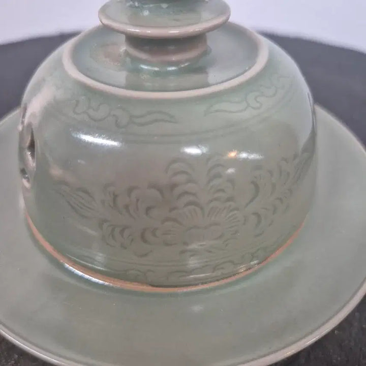 [BUNJANG] Celadon Lattice Openwork Peony Incense Burner / 청자투각모란문향로