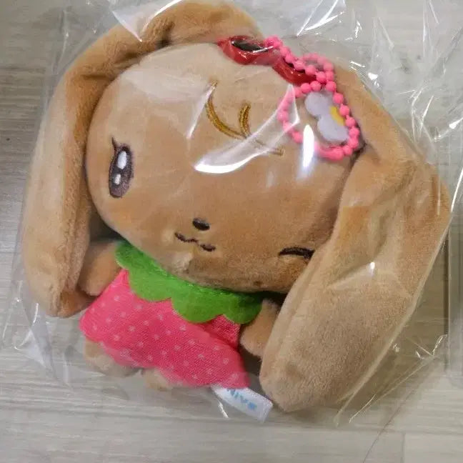 [BUNJANG] IVE Wonyoung Tanning Mini Doll Keychain / 아이브 체리 원영 미니브 팝업 태닝 인형 키링 양도