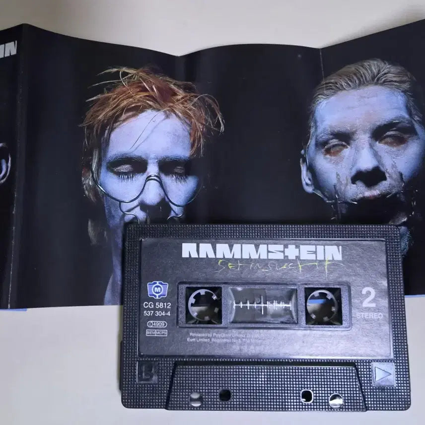 [BUNJANG] Rammstein Sehnsucht Cassette Tape (Unsealed) / 람스타인 Sehnsucht (개봉 카세트테이프)