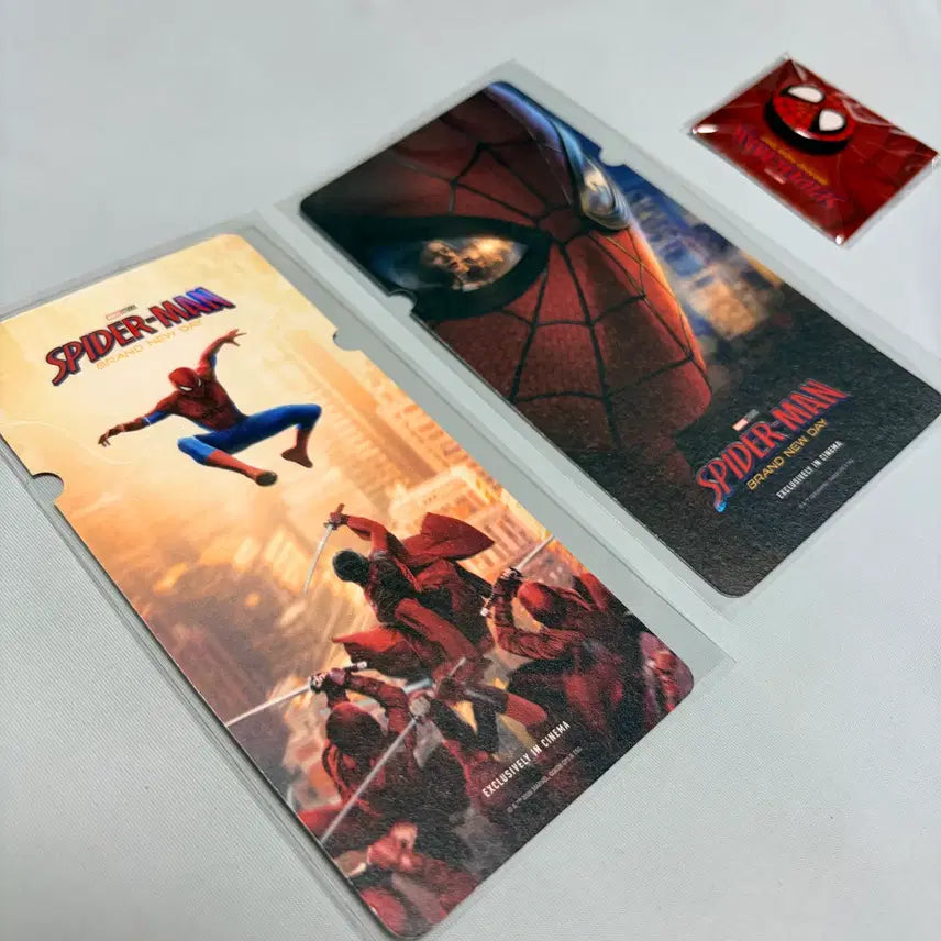 [BUNJANG] Spider-Man Brand New Day Special Ticket Set (2 types) + Badge CineQ Exclusive Goods Bundle / 스파이더맨 브랜드 뉴 데이 스페셜티켓 2종 + 뱃지 씨네큐 특전 굿즈 일괄 판매합니다.
