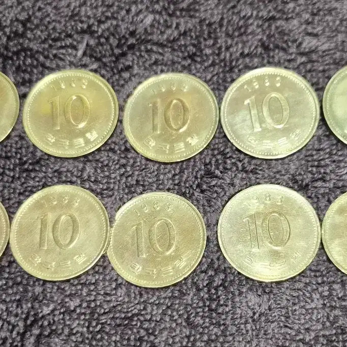 [BUNJANG] 1983 10 Won Coins Bundle Set (10 coins) / 1983년 10원 동전 10개 일괄