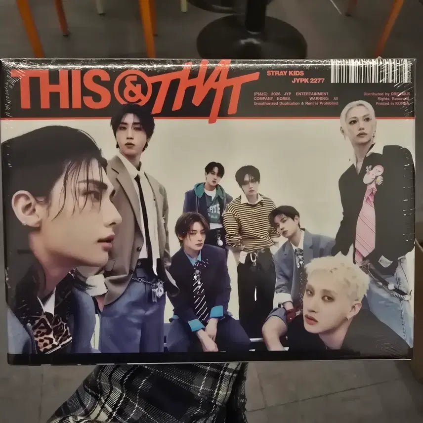 [BUNJANG] Stray Kids THIS &amp; THAT Sealed Album / 스트레이키즈 미개봉 앨범 THIS &amp; THAT