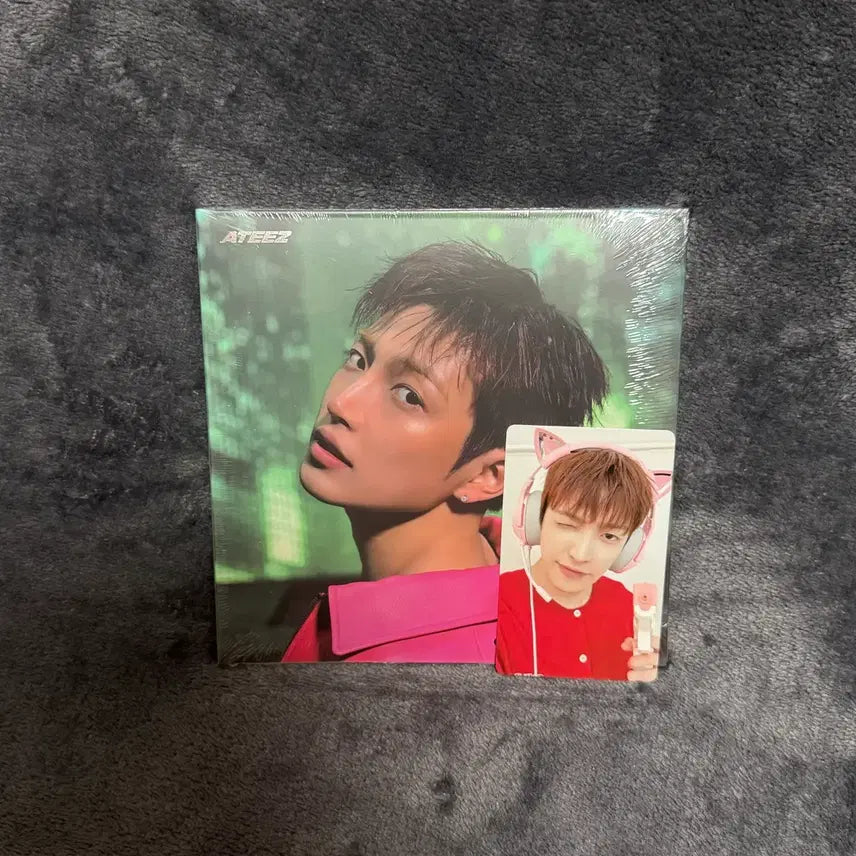 [BUNJANG] ATEEZ Hongjoong Jump Up "Cat Agent" Album Bundle Golden Hour: Part.5 / 에이티즈 홍중 점프업 고양이요원 앨범포함 골든아워5