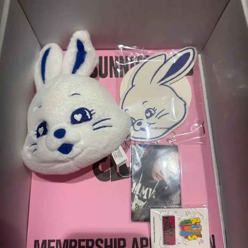 [BUNJANG] NewJeans Bunnies 2023 Official Fanclub Kit / 뉴진스 버니즈 2023 오피셜 팬클럽 키트