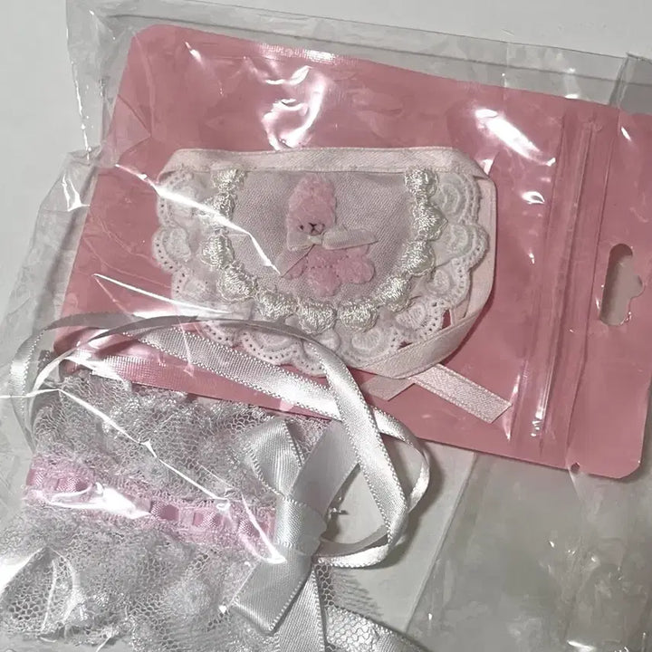 [BUNJANG] Fanciatelier Hedore Cloud Cream Bib Vintage Doll Bundle Set / 일괄 클라우드크림턱받이 팬시아뜰리에 헤도레 빈티지인형