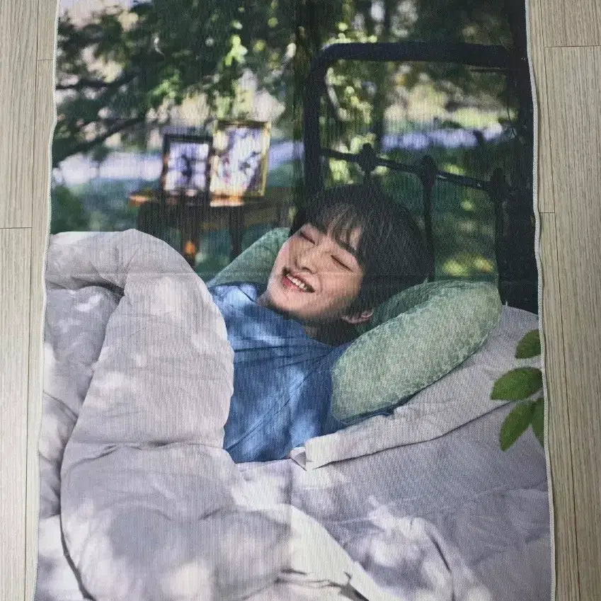 [BUNJANG] SHINee Onew Connection Popup Fabric Poster / 샤이니 온유 커넥션 팝업 패브릭 포스터