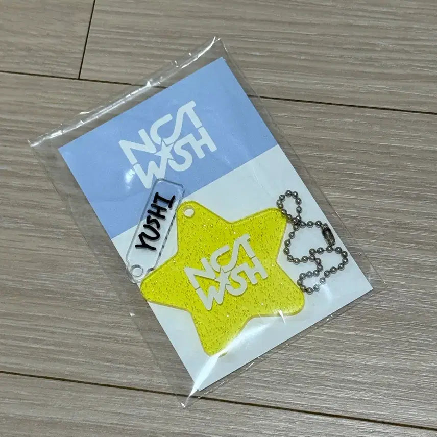[BUNJANG] NCT WISH Yushi Wish Station Acrylic Star Keychain / nctwish 엔시티위시 유우시 위시스테이션 아크릴 별 키링