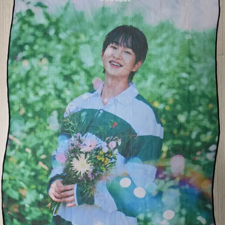 [BUNJANG] SHINee Onew HOLA Fancon Fabric Poster / 샤이니 온유 hola 팬콘서트 패브릭 포스터