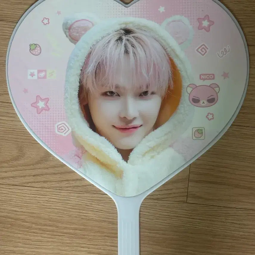 [BUNJANG] ENHYPEN Nicholas Uchiwa / 앤팀 니콜라스 우치와 양도