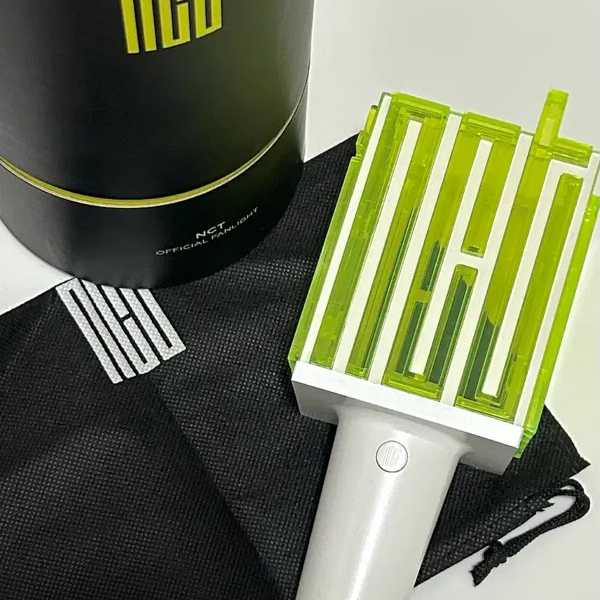 [BUNJANG] NCT GU_NEUM Strap Pouch / 엔시티 구믐 양도