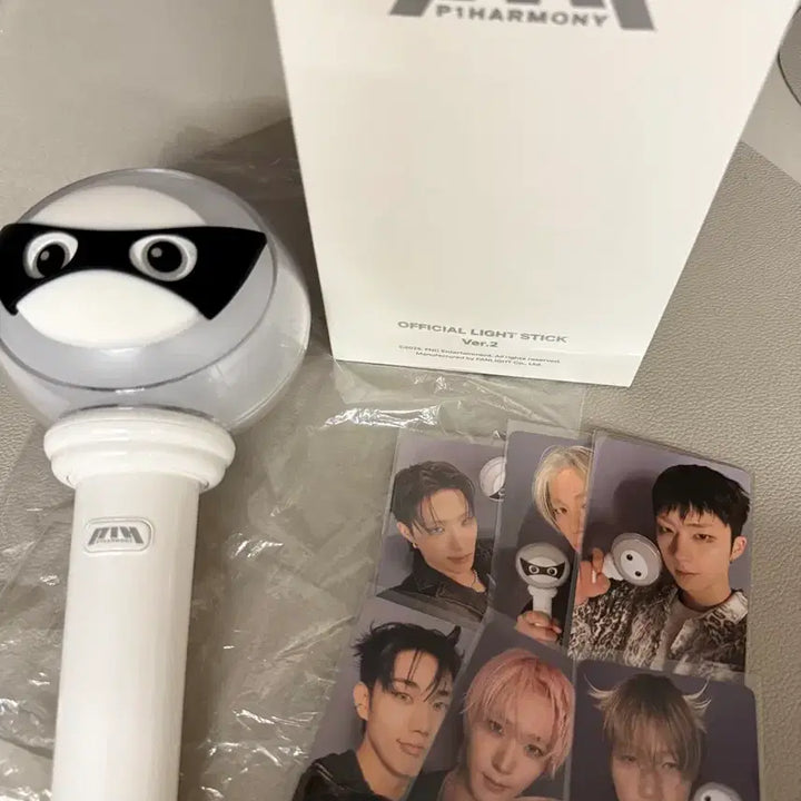 [BUNJANG] P1Harmony Official Lightstick Peace Bong Ver.2 / 피원하모니 공식 응원봉 피스봉