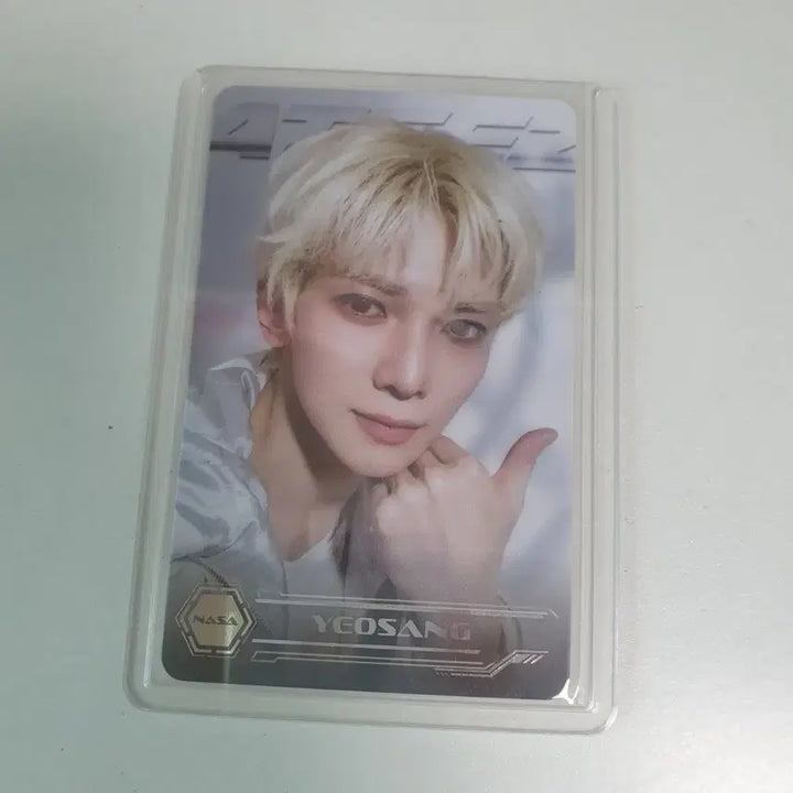 [BUNJANG] Ateez Yeosang Golden Hour Higher Nasa Photocard / 에이티즈 ateez 여상 나사 하이어 포카 nasa higher yeosang 골든아워4 golden hour 포토카드 poca